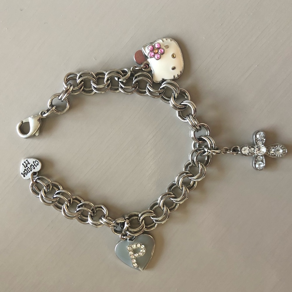 Hello Kitty Charm Bracelet - Picture 9 of 12